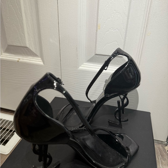 *Lightly Worn* Authentic!! Saint Laurent Black Patent Leather Stiletto Heels - Picture 6 of 9
